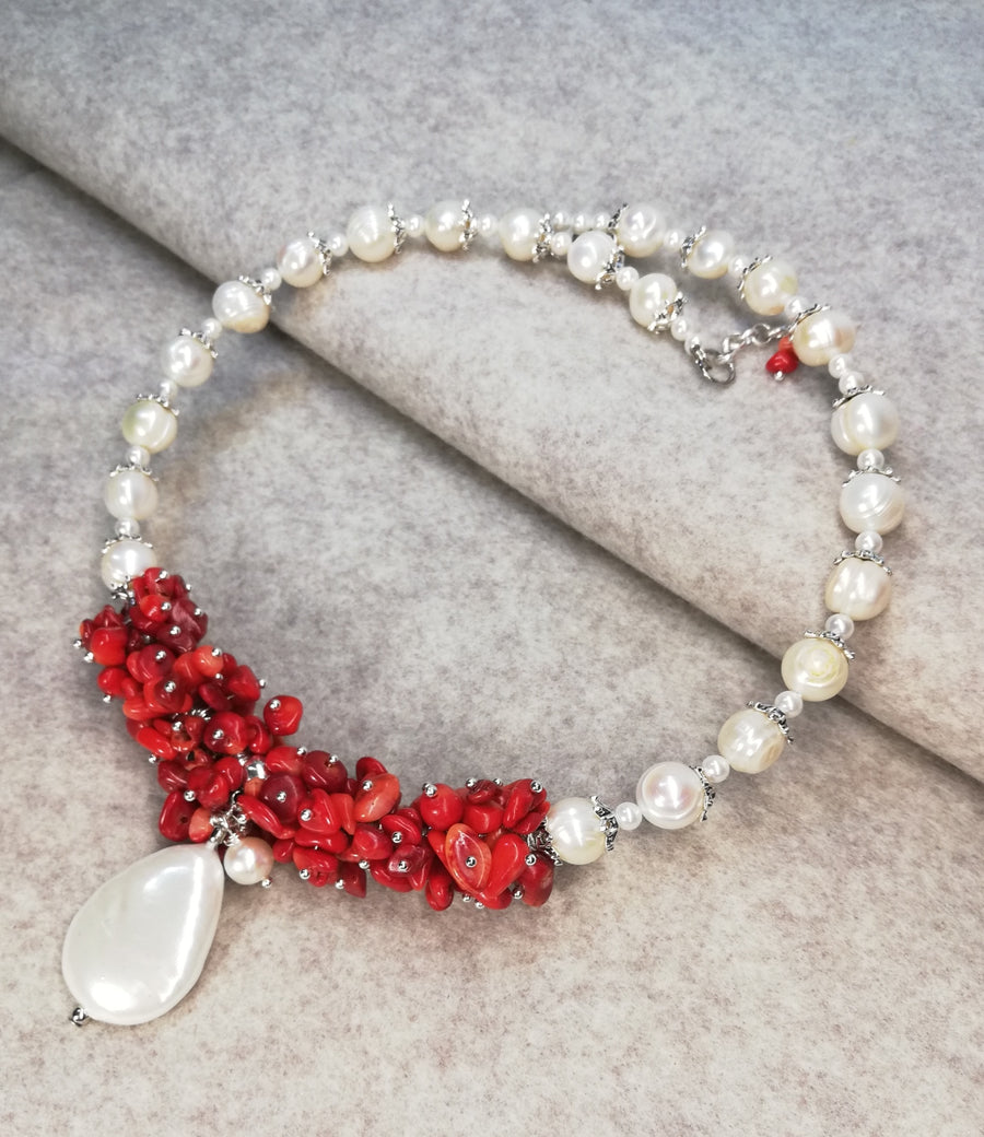 Parure corallo e perle