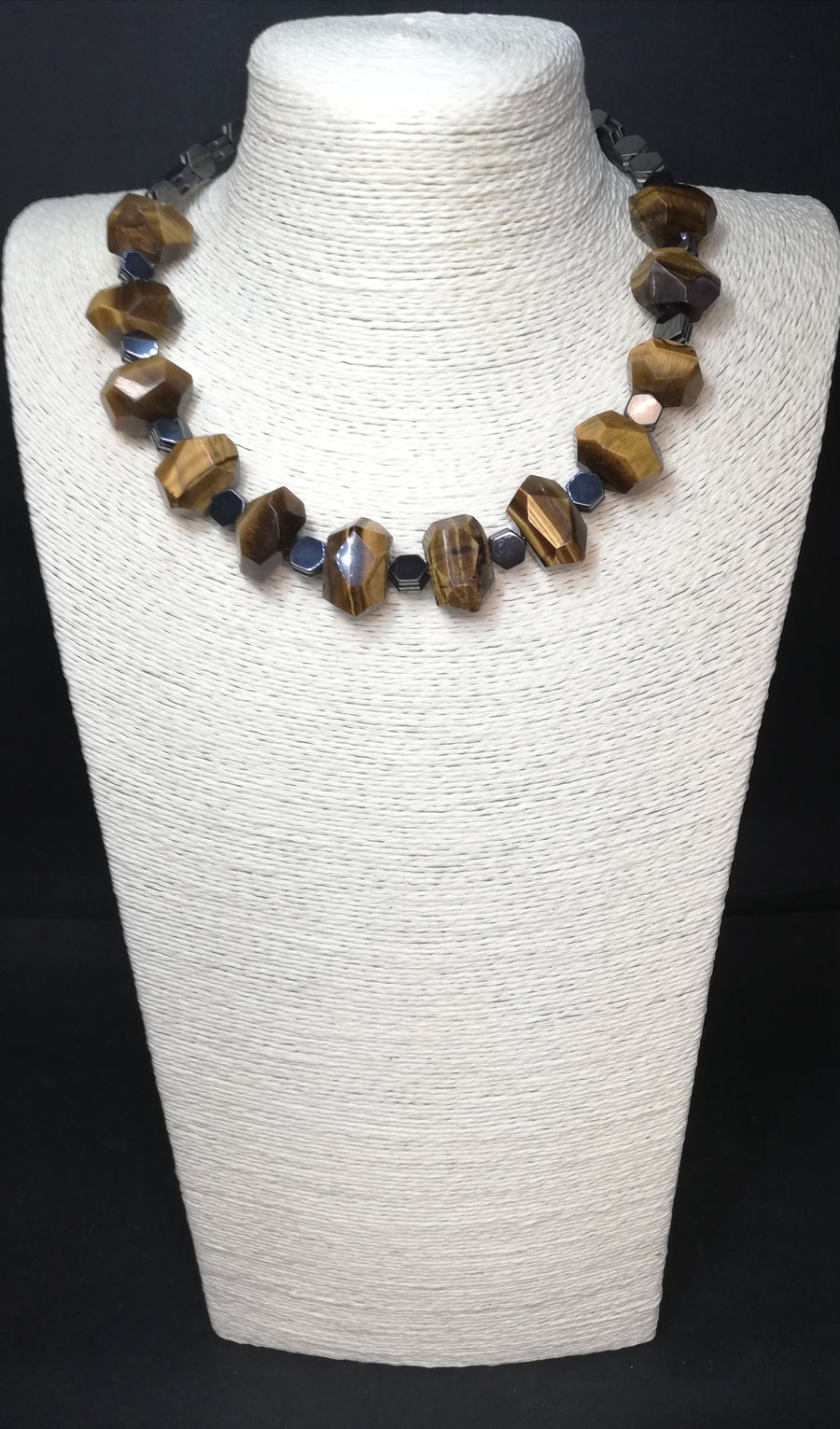 Collana occhio di tigre con ematite