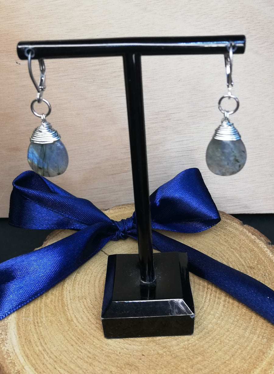 Orecchini a goccia in labradirite