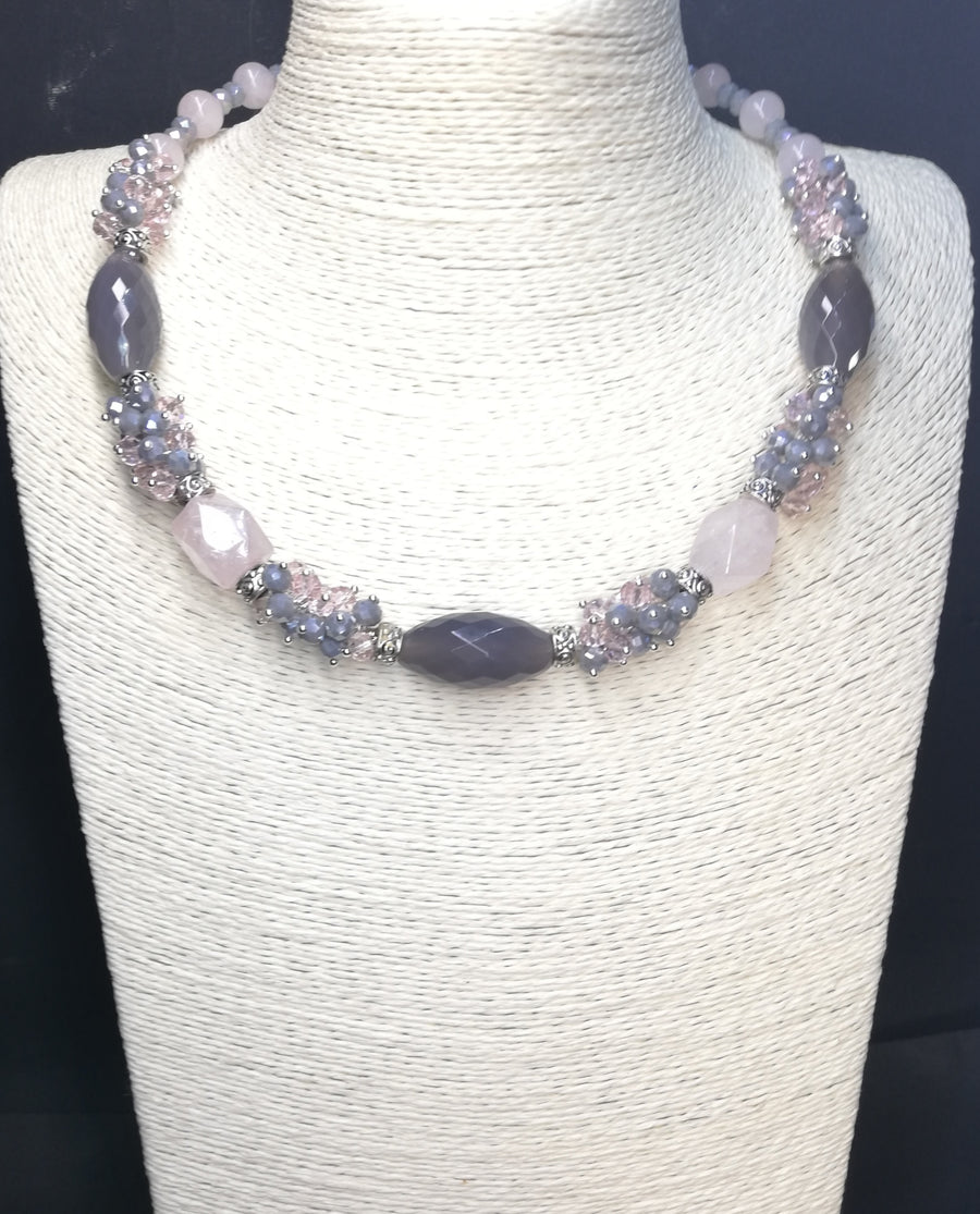 collana quarzo rosa e quarzo nuvola
